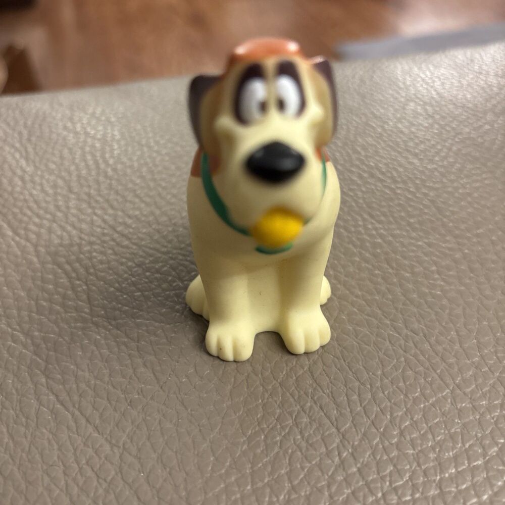 Dairy Queen 1996 BEETHOVEN Saint Bernard DOG Cartoon Slobber DQ YOUR Toy